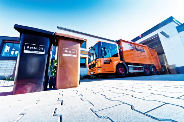 Grossansicht in neuem Fenster: Team Orange